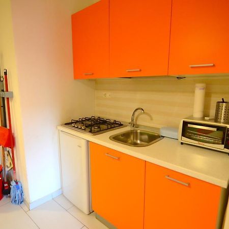 Shine Apartment Naples Luaran gambar