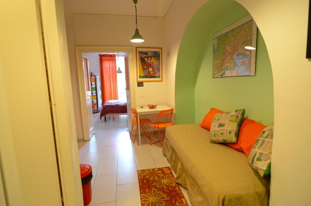 Shine Apartment Naples Luaran gambar
