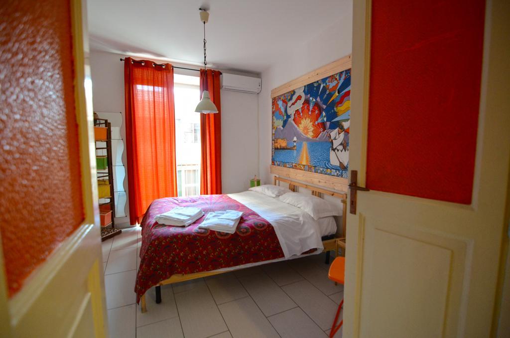 Shine Apartment Naples Luaran gambar